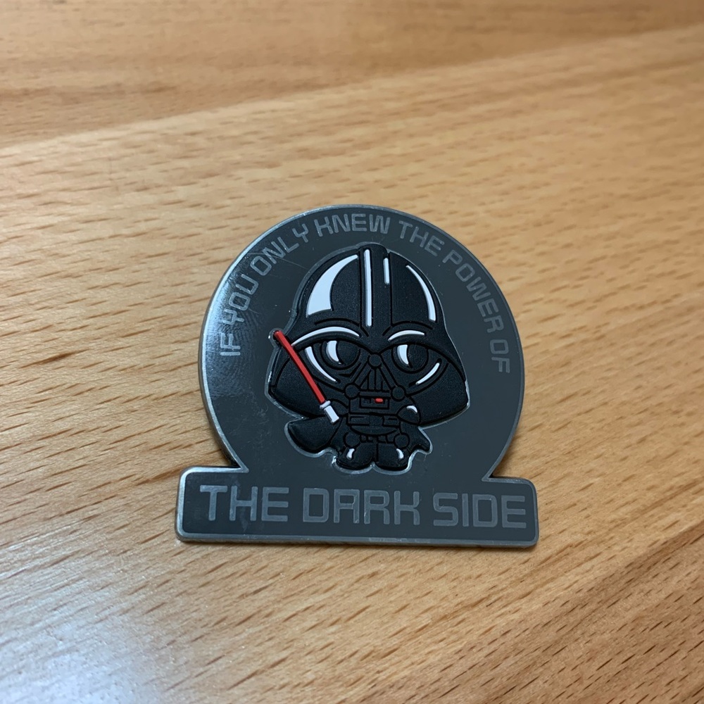 Disney Star Wars Darth Vader Power of the Dark Side Pin